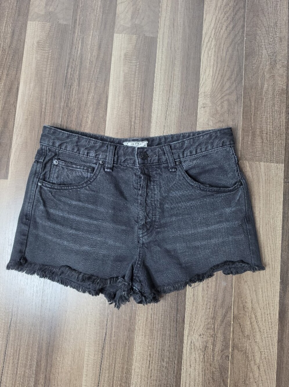 Free People Distressed Frayed Denim Cutoff Shorts Boho Grunge Festival Edgy. 28